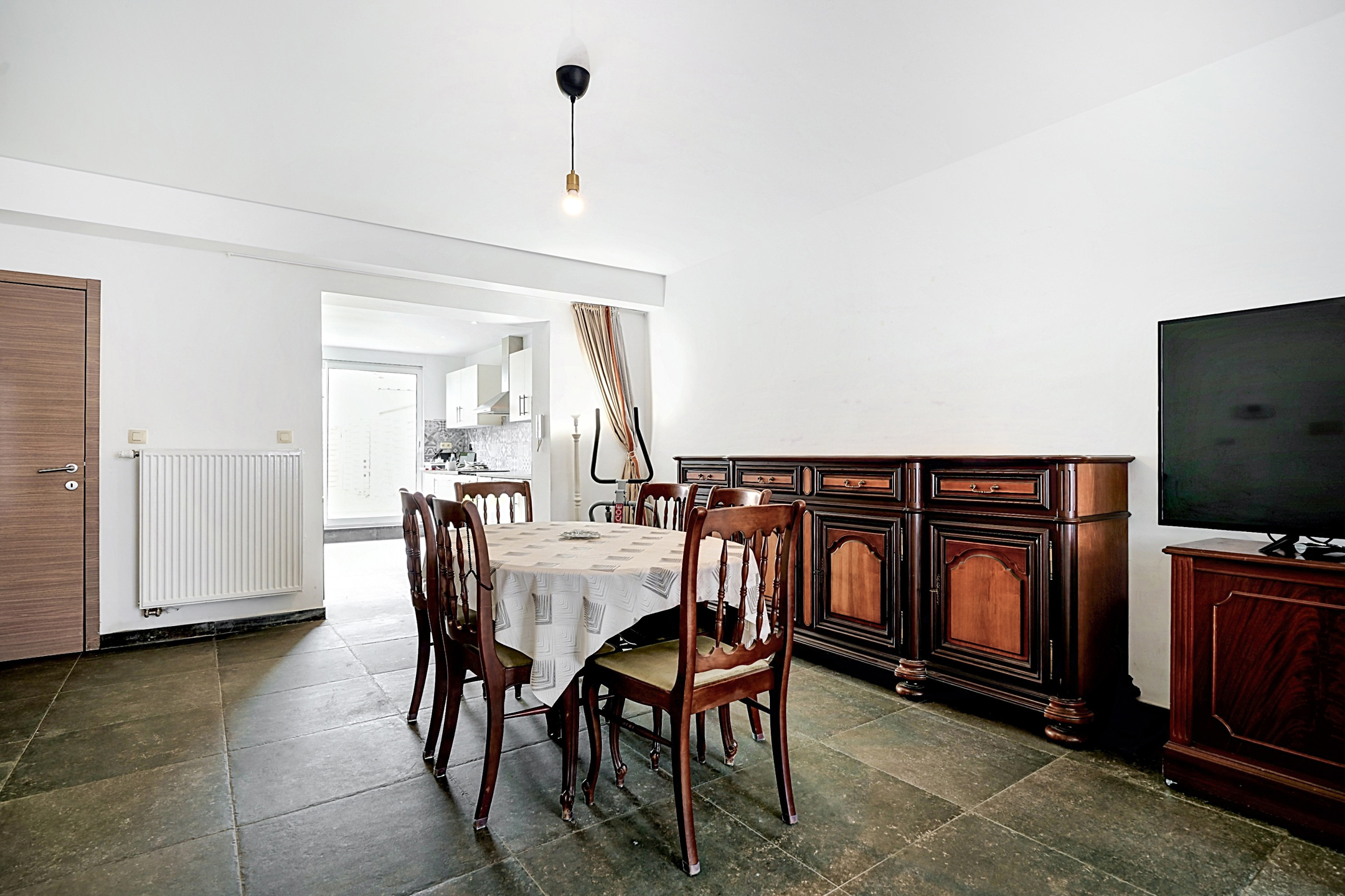 Photo maison Maison rénovée – 4 chambres – parfaitement située 