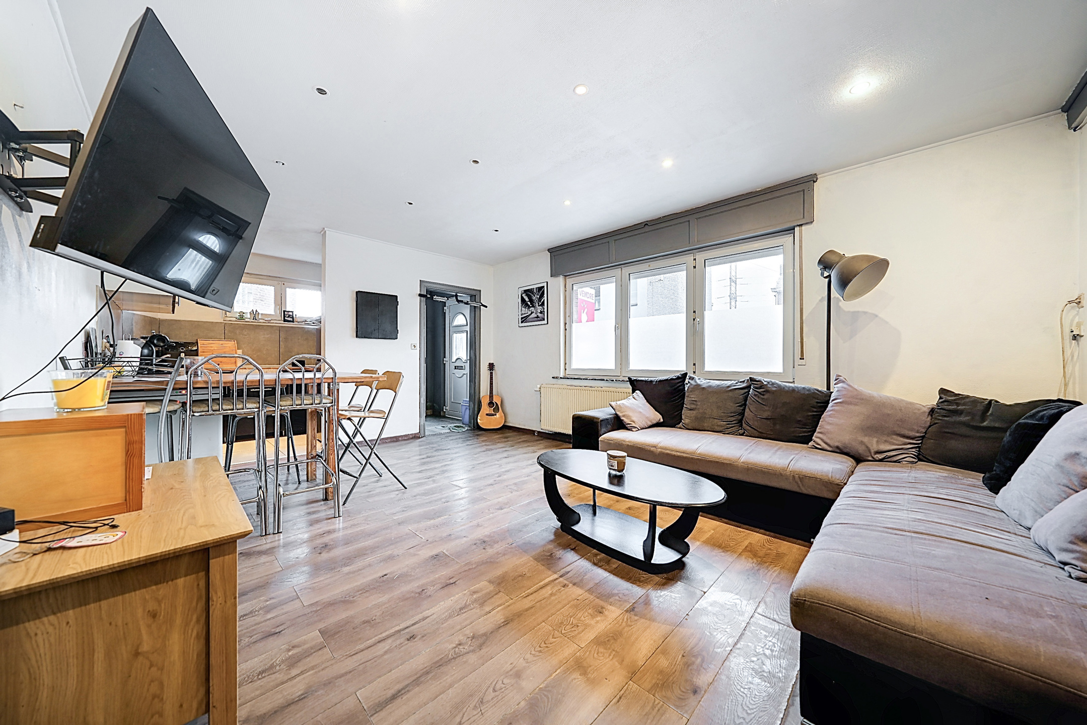 Photo maison Immeuble mixte avec commerce en activité – opportunité Rare 