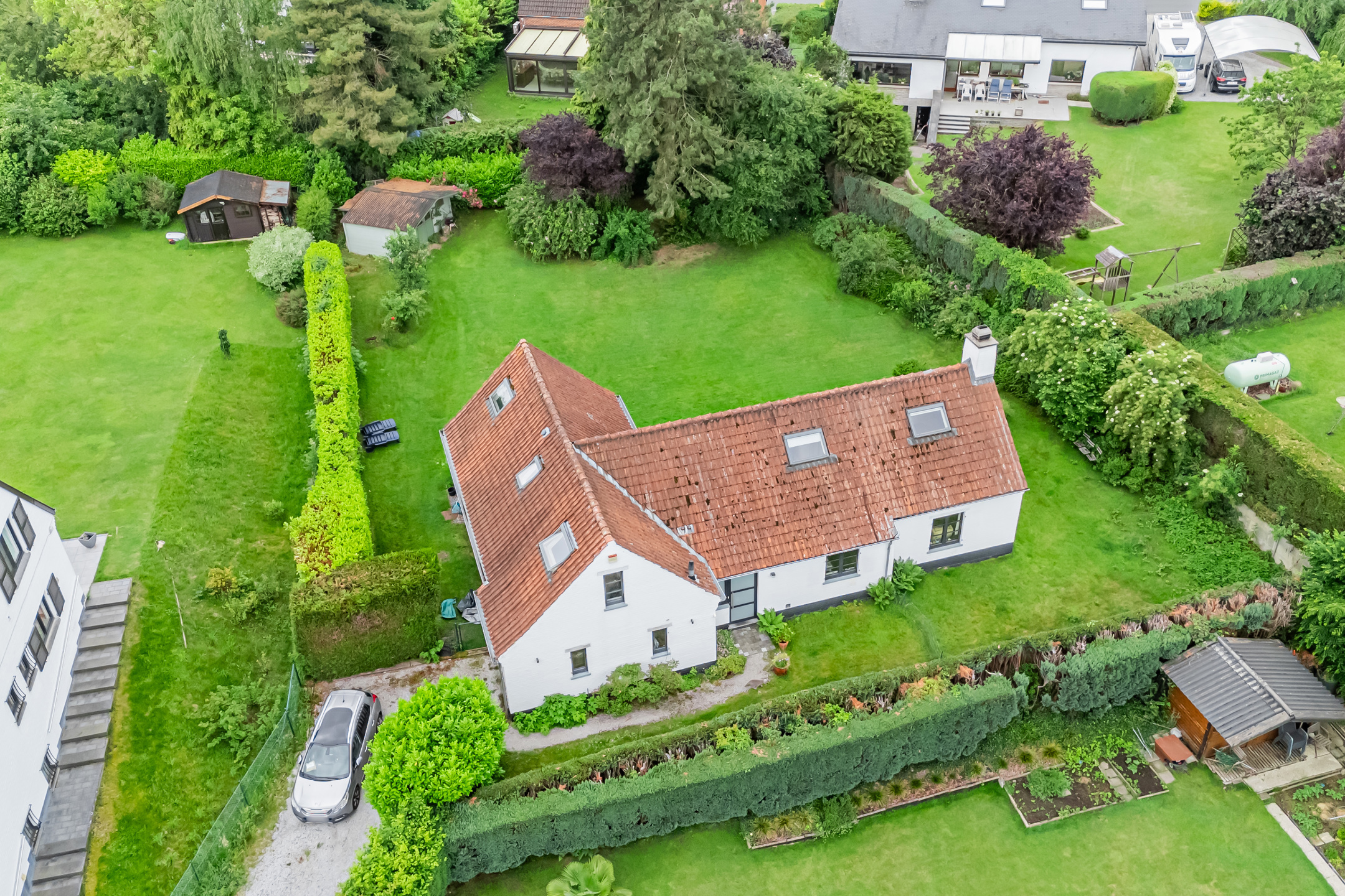 Photo maison Villa de fond dans un quartier résidentiel 