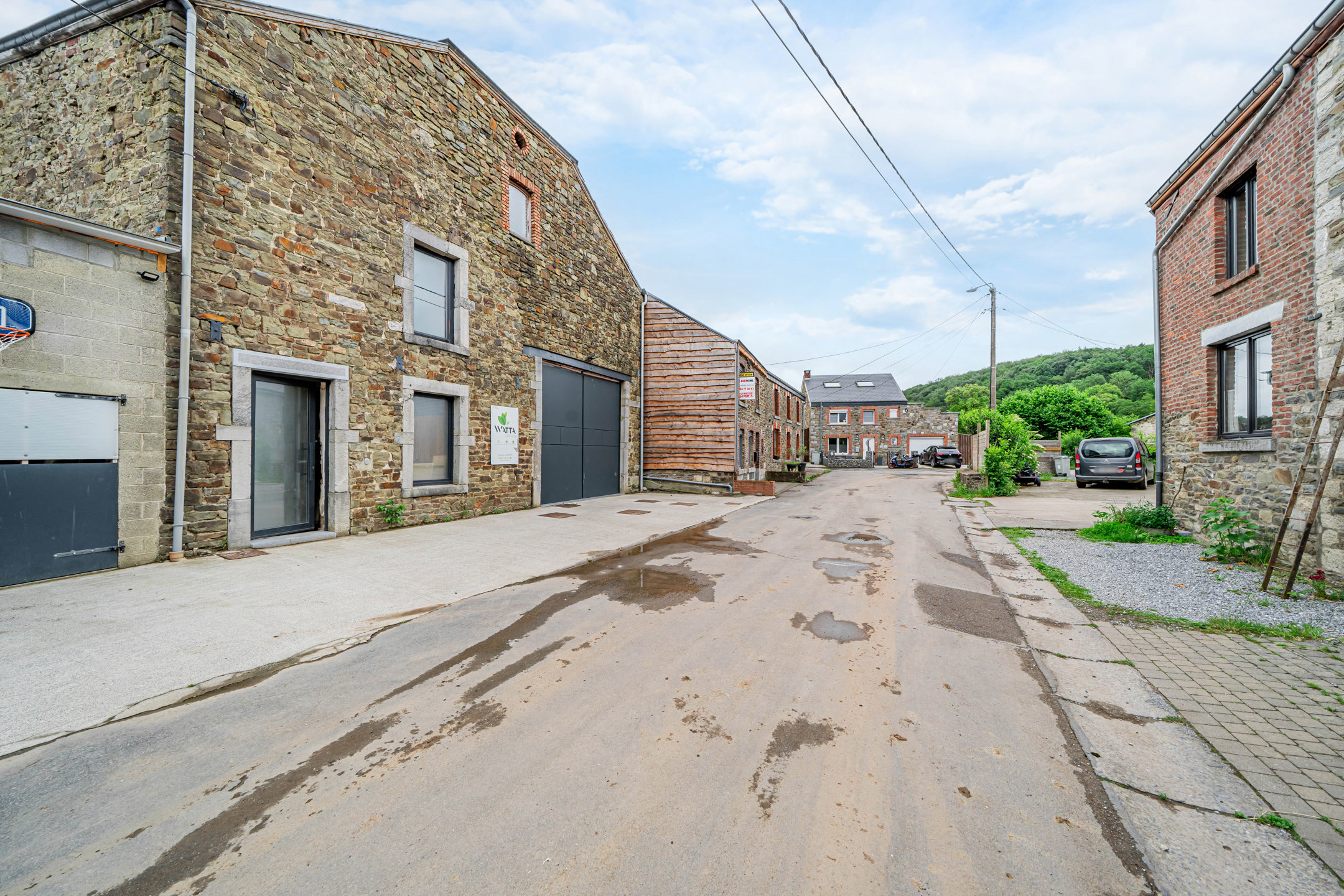 Photo maison Entrepôt avec permis d&rsquo;urbanisme pour 1 logement 