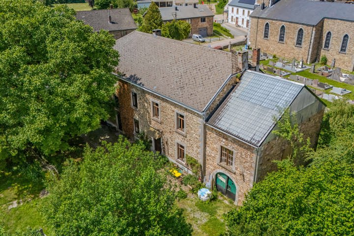 Maison de caractère à vendre à Manhay