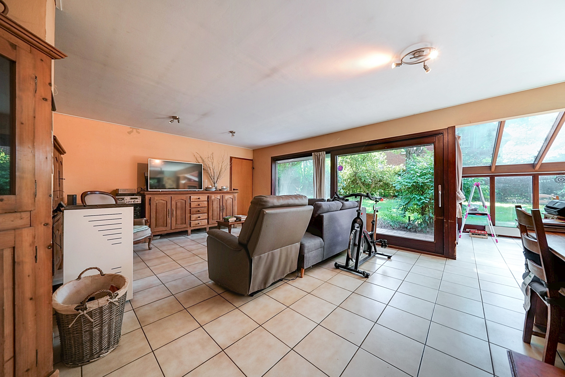 Photo maison Villa de plain-pied 2 chambres dans un écrin de verdure 