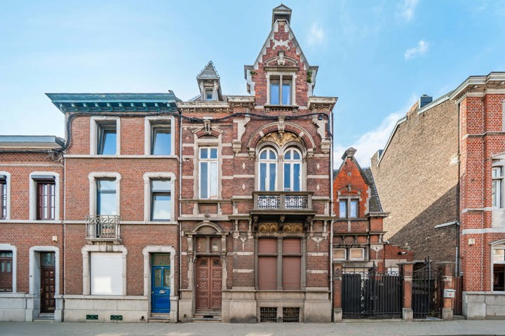 Immeuble à appartements à vendre à Herstal