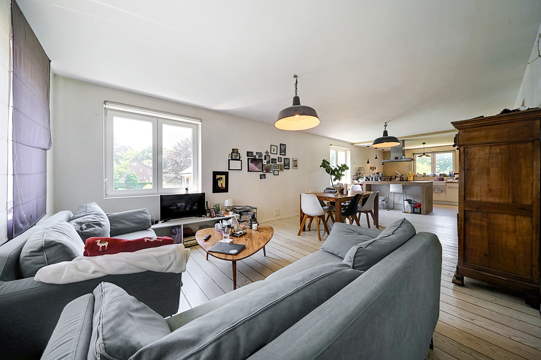 Photo maison Villa aménagée en deux appartements 