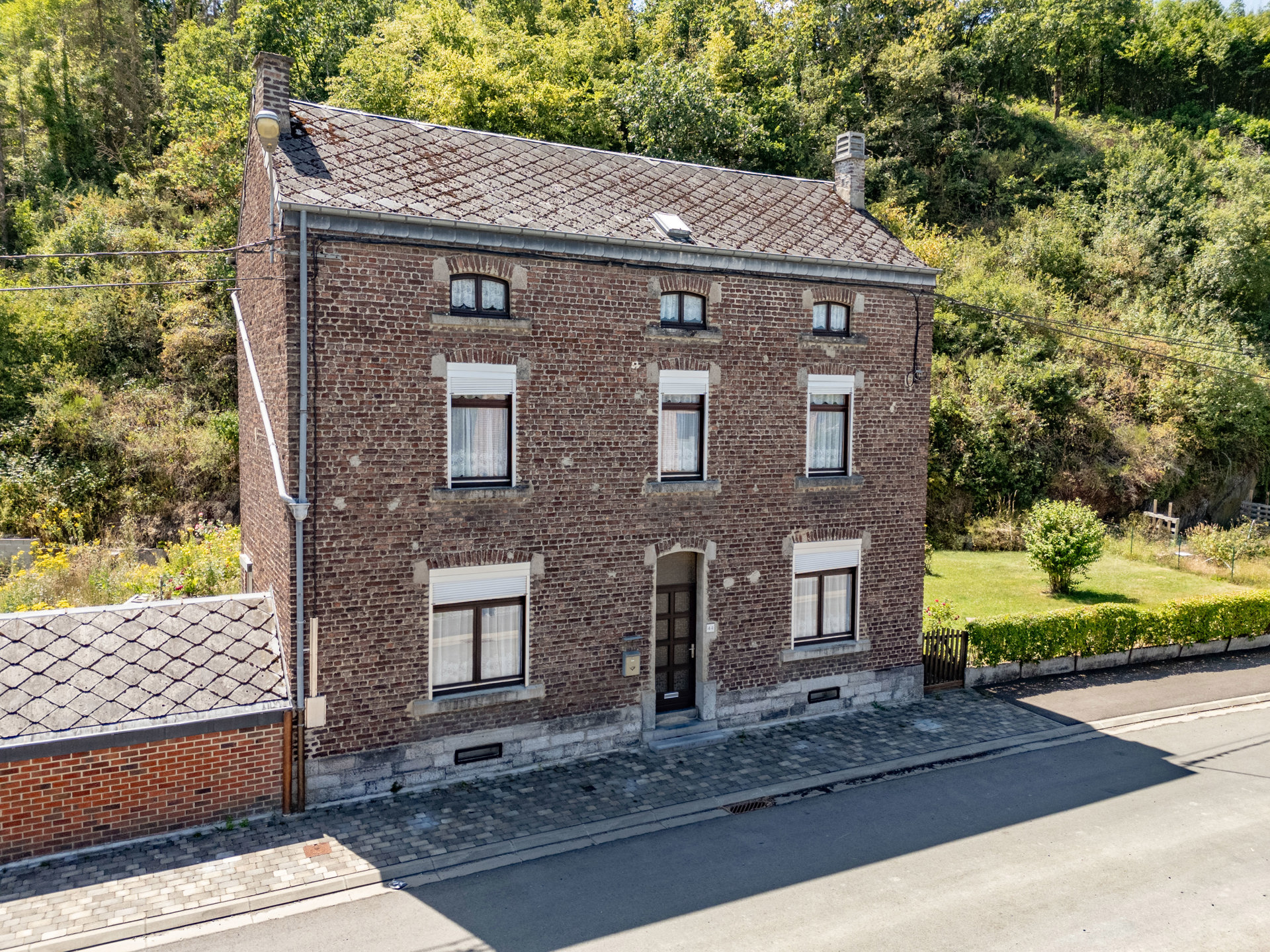 Photo maison Maison familiale sur plus de 20 ares à Jemelle 