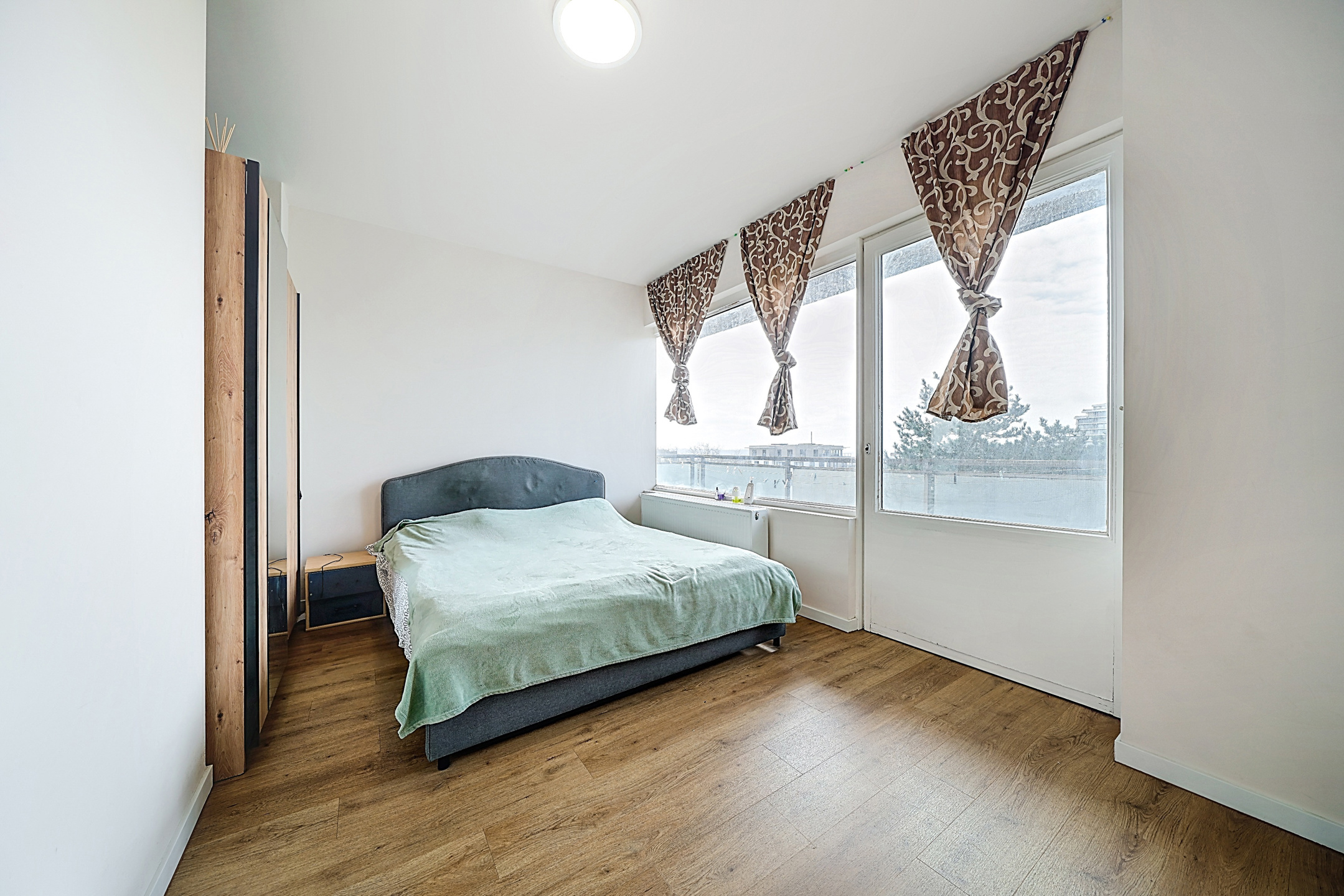 Photo appartement Appartement 4 chambres – 2 caves et garage inclus 