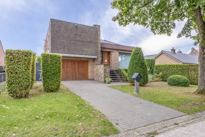 Ruime woning op perceel van 600m² in doodlopende straat. 