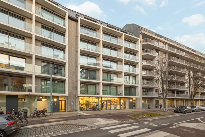 Recent appartement met 2 slaapkamers en terras