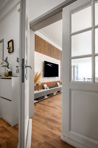 Zeer mooi gelijkvloers appartement met 2 slpk, tuin en grote garage