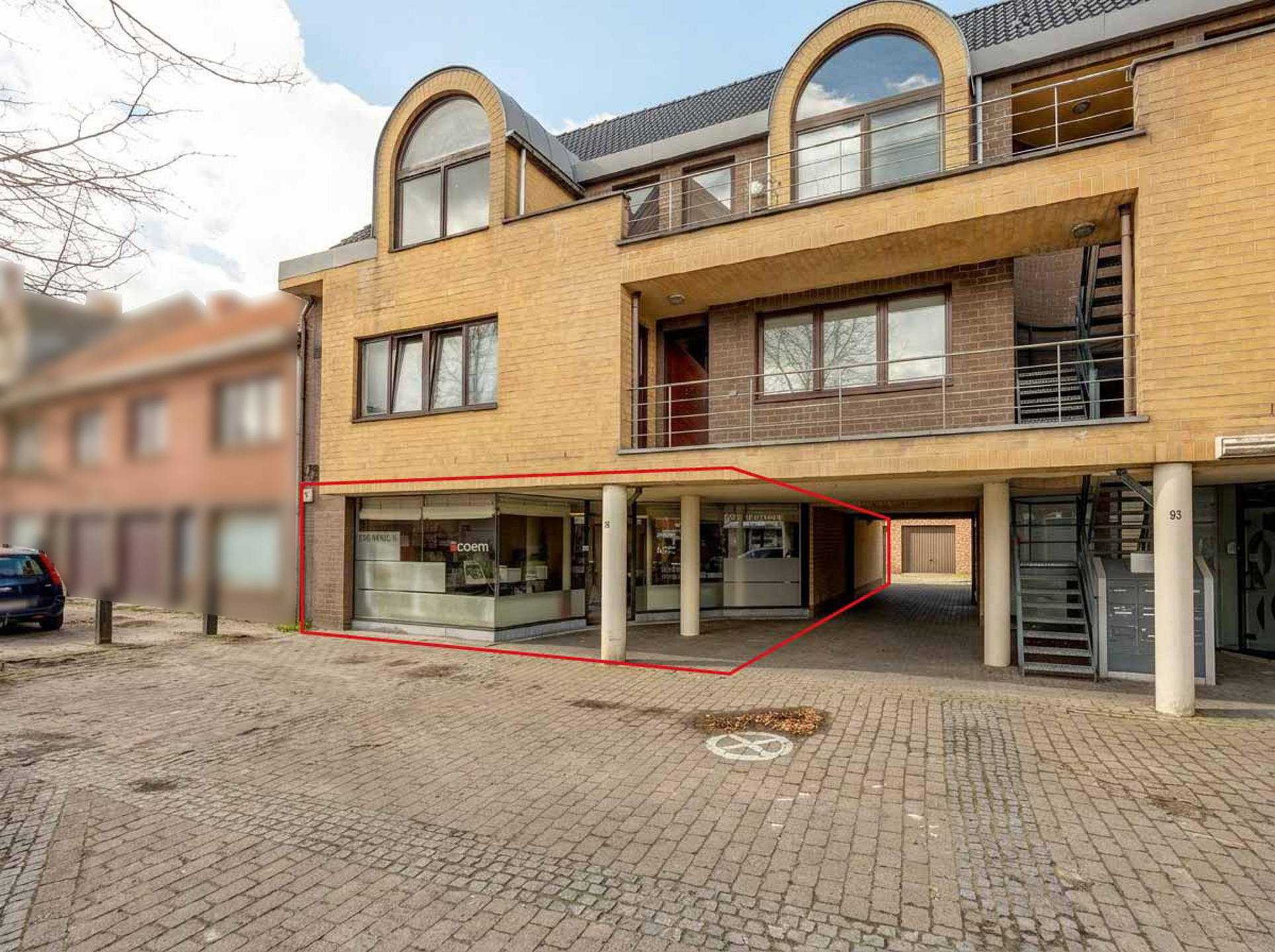Handelsruimte/kantoor (110 m²) in centrum Zoersel