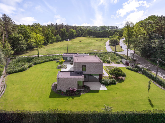 Discreet: Exclusieve villa met luxe afwerking in Halle-Zoersel