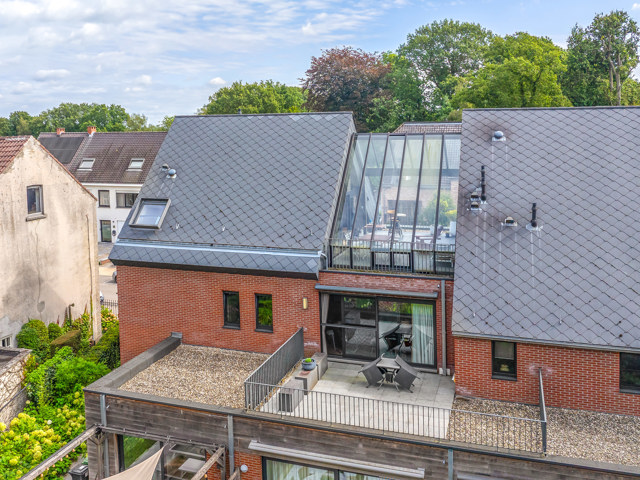 Unieke duplex met lift, terras en optionele parking
