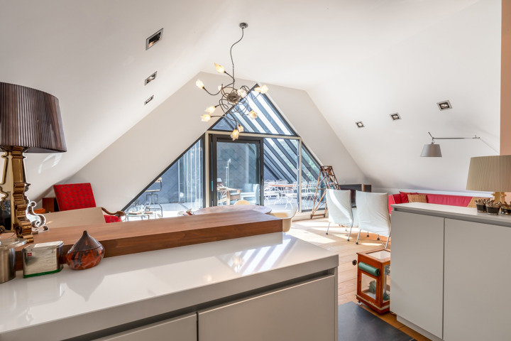Unieke duplex met lift, terras en optionele parking