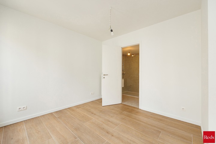 Instapklaar appartement met terras op top locatie