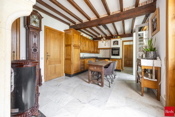 Karaktervolle villa op ruim perceel