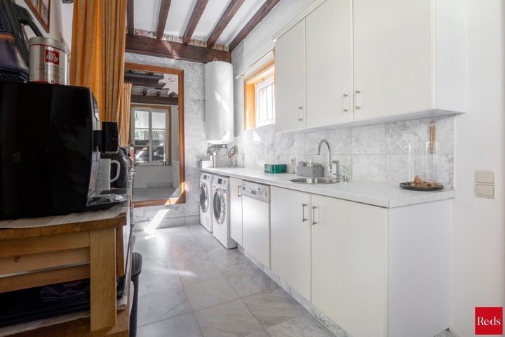Karaktervolle villa op ruim perceel