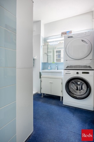 Mooi verzorgd appartement op 12de verdieping  met prachtig zicht, 2 slaapkamers en ondergrondse staanplaats
