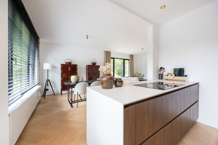 Luxueus gerenoveerd appartement in het gegeerde Brasschaat
