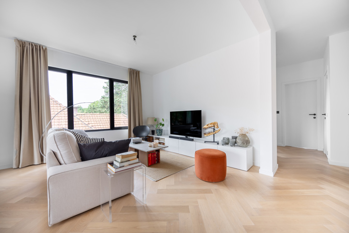 Luxueus gerenoveerd appartement in het gegeerde Brasschaat