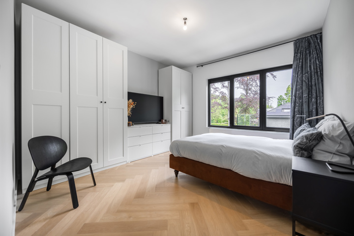 Luxueus gerenoveerd appartement in het gegeerde Brasschaat