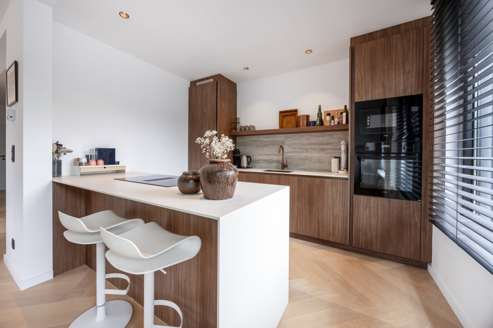 Luxueus gerenoveerd appartement in het gegeerde Brasschaat