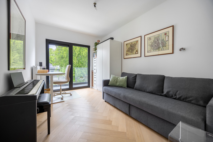 Luxueus gerenoveerd appartement in het gegeerde Brasschaat