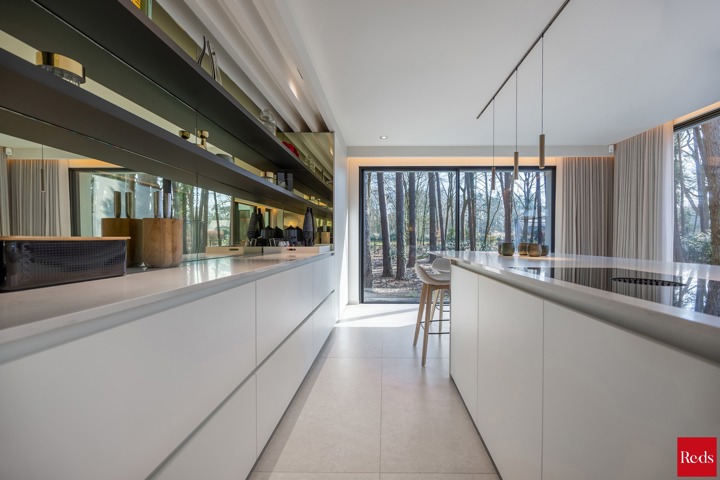 Zeer exclusieve villa in Koningshof - heropgebouwd in 2025