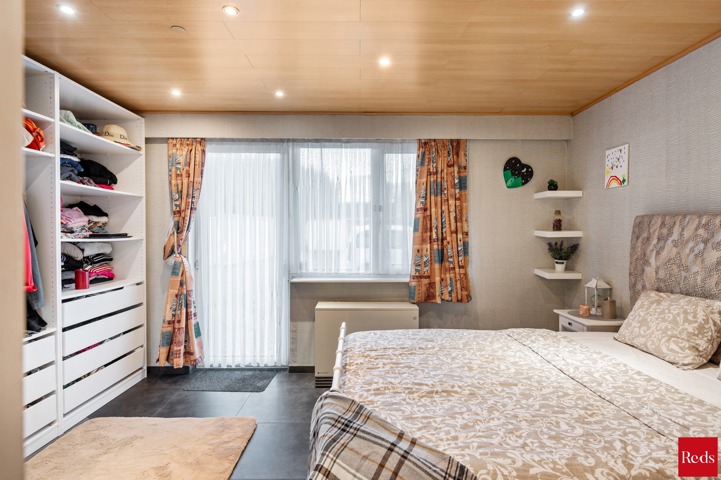 Ruim en verzorgd gelijkvloers appartement met 3 slaapkamers
