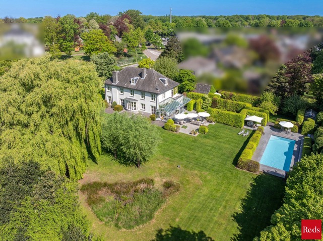 Statige luxevilla op royaal perceel van 3.877 m² met zwembad
