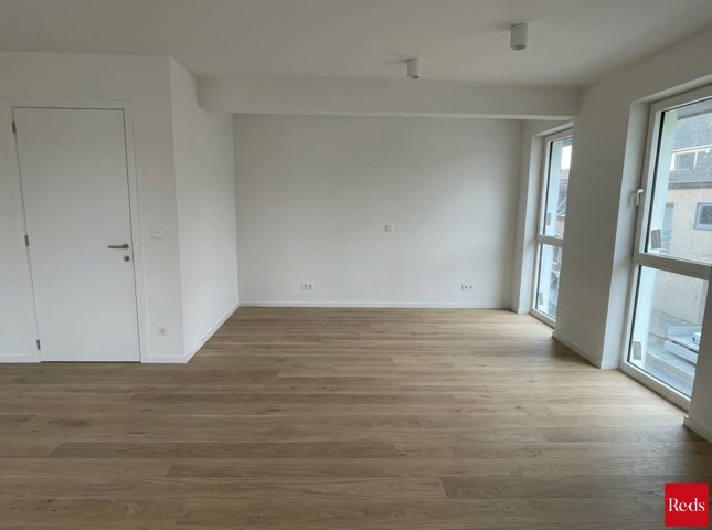 DUPLEX VAN 171 m² MET RUIM TERRAS IN HET CENTRUM VAN PUURS
