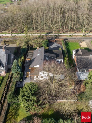 Stijlvolle, energiezuinige woning met rondom heerlijke tuin 