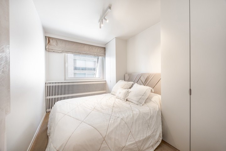 Luxueus gerenoveerd 3slpk appartement met frontaal zeezicht