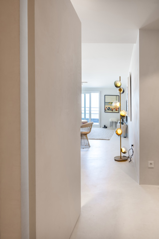 Luxueus gerenoveerd 3slpk appartement met frontaal zeezicht