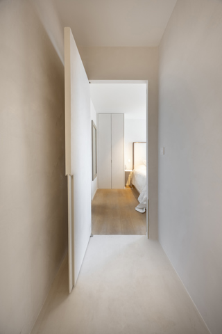 Luxueus gerenoveerd 3slpk appartement met frontaal zeezicht