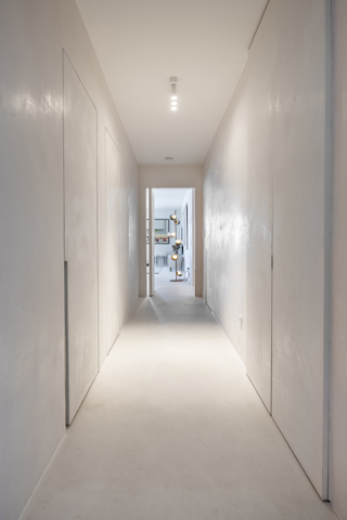Luxueus gerenoveerd 3slpk appartement met frontaal zeezicht