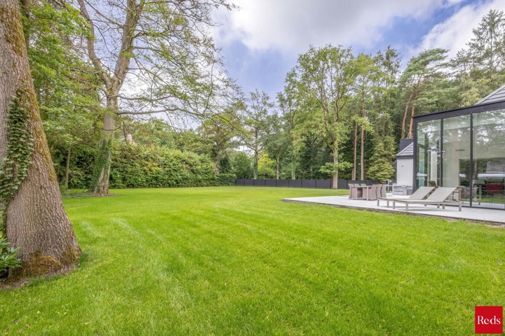 Luxe gerenoveerde villa (EPC A) op riant hoekperceel