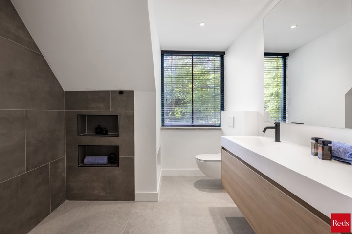 Luxe gerenoveerde villa (EPC A) op riant hoekperceel