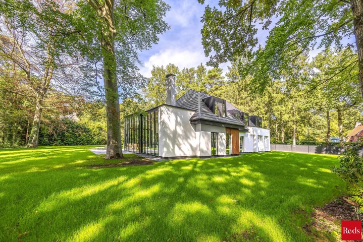 Luxe gerenoveerde villa (EPC A) op riant hoekperceel