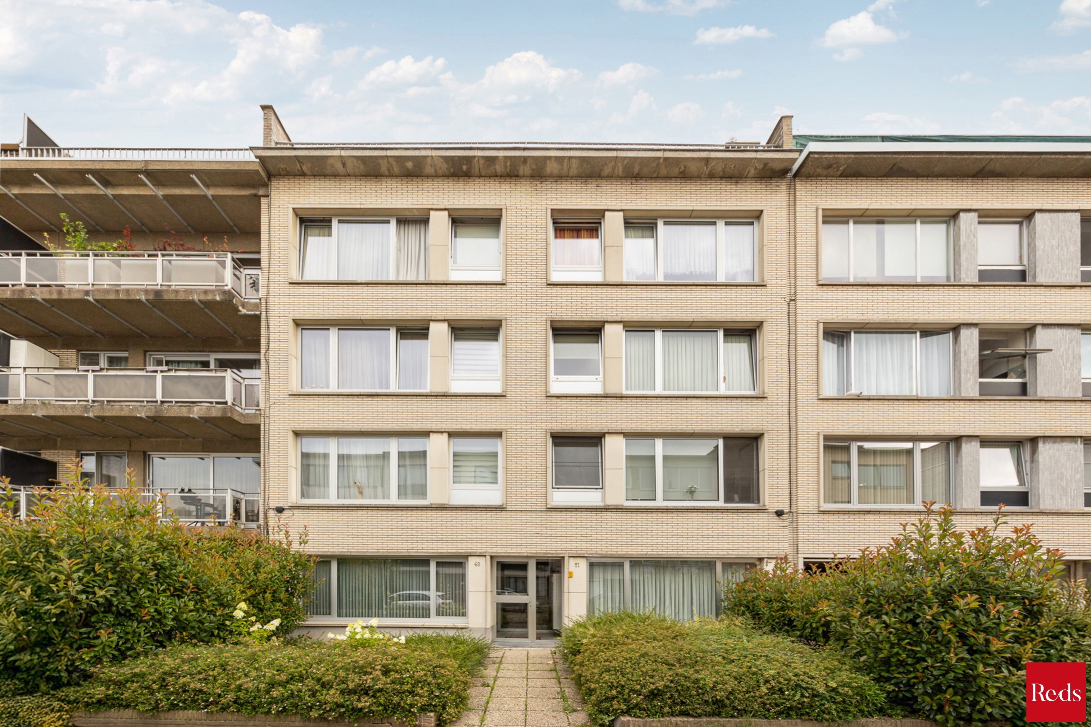 Volledig gerenoveerd appartement in een kleinschalig gebouw