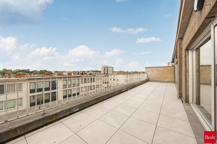 Volledig gerenoveerd appartement in een kleinschalig gebouw
