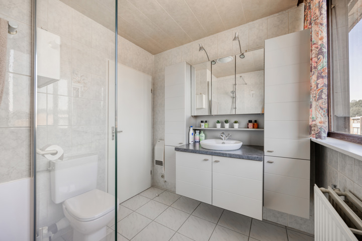 Bel-etage met veel potentieel in Polderstad