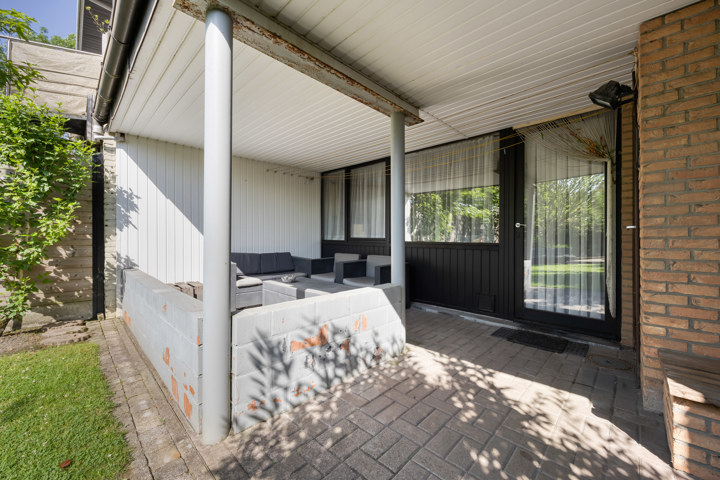 Bel-etage met veel potentieel in Polderstad