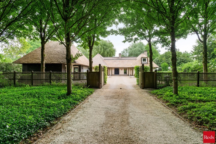 Unieke villa – Exclusief Wonen in Privacy en Luxe  