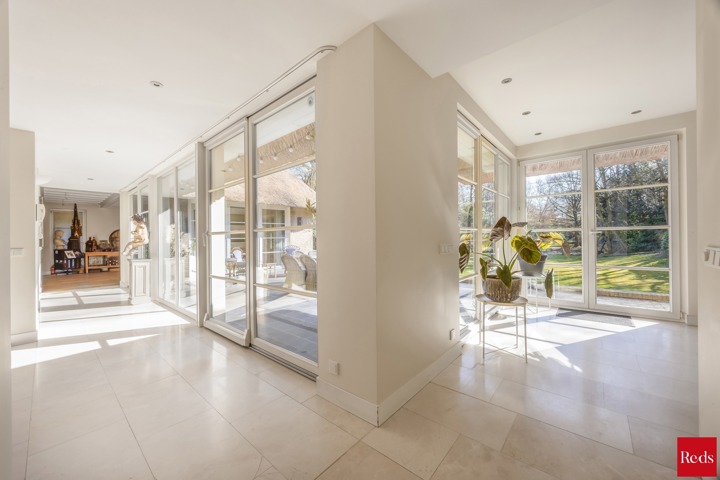 Unieke villa – Exclusief Wonen in Privacy en Luxe  