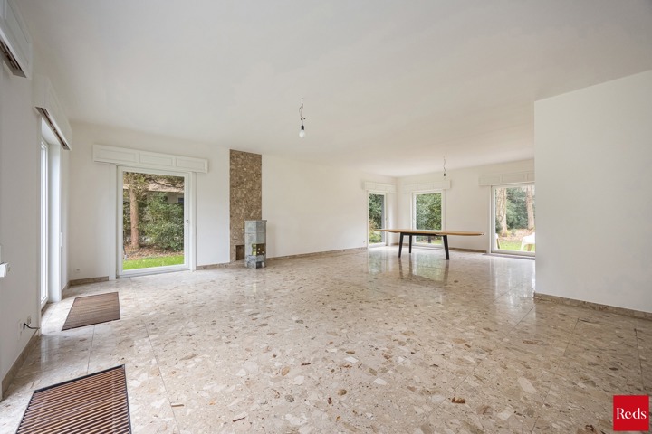 Laagbouwvilla op een prachtig perceel van ca . 3058 m²