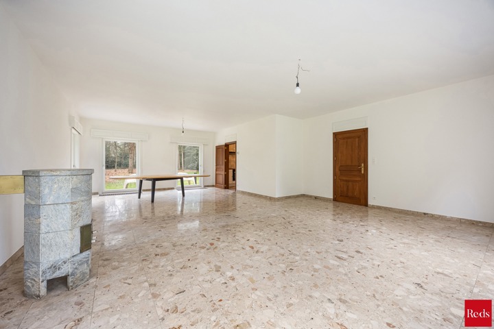Laagbouwvilla op een prachtig perceel van ca . 3058 m²