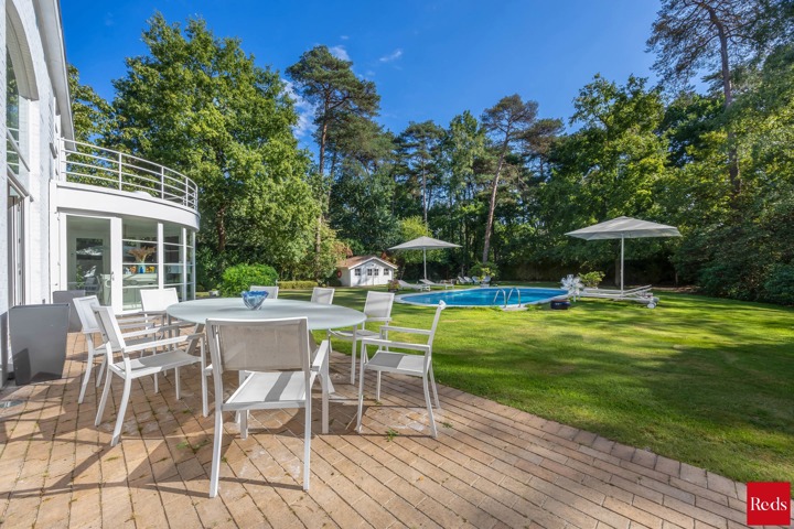 Long Island Villa met Zwembad en Privacy te Hof ter Linde