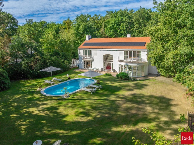 Long Island Villa met Zwembad en Privacy te Hof ter Linde