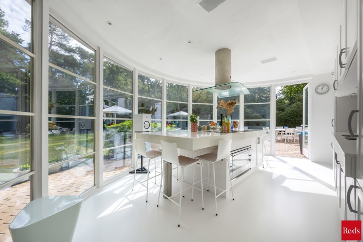 Long Island Villa met Zwembad en Privacy te Hof ter Linde