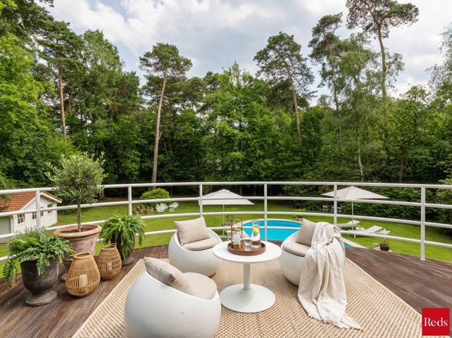 Long Island Villa met Zwembad en Privacy te Hof ter Linde